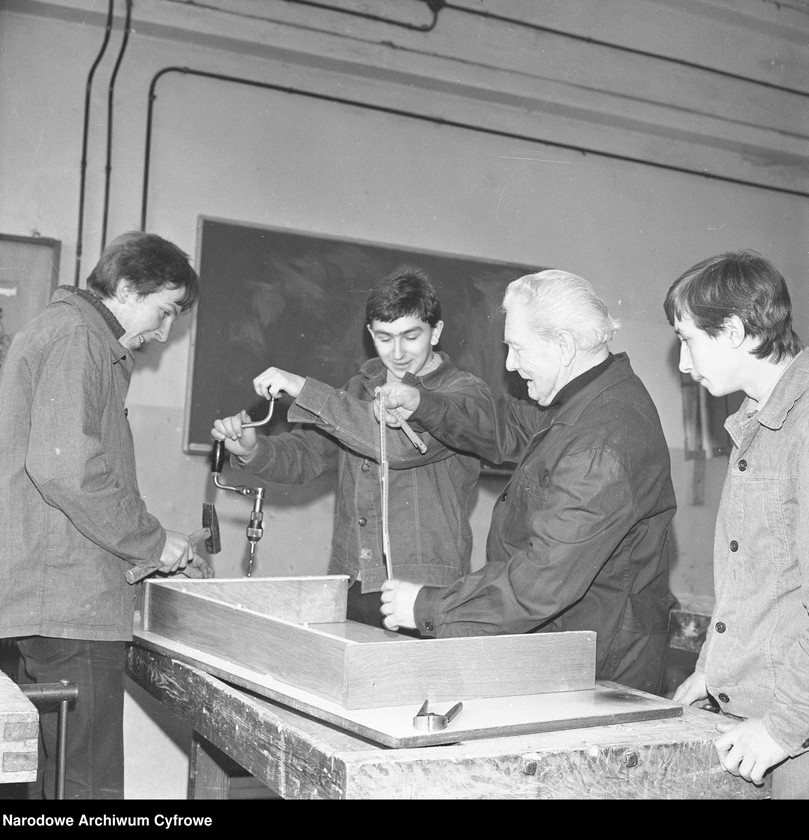 Obraz 14 z jednostki "Zespół Szkół Budowlanych nr 2 im. Bohdana Pniewskiego w Warszawie przy ul. Młynarskiej 45"