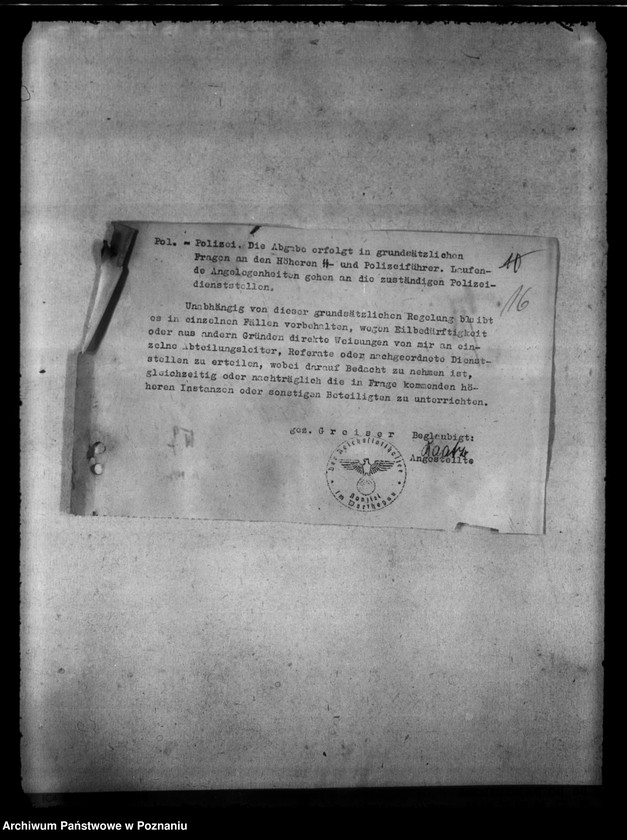 Obraz 20 z jednostki "Unterbringung der Behörden. Einrichtung der Dienststrafkammer. Förderrung des Baues von Baracken. Organisation des Gestapo."