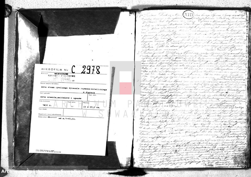 image.from.unit.number "Księga duplikat urodzonych, zaślubionych, umarłych parafii wigierskiey z roku 1832"