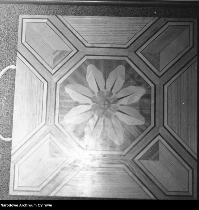 image.from.unit.number "Zakłady Wytwórcze Mebli Artystycznych Henryków"