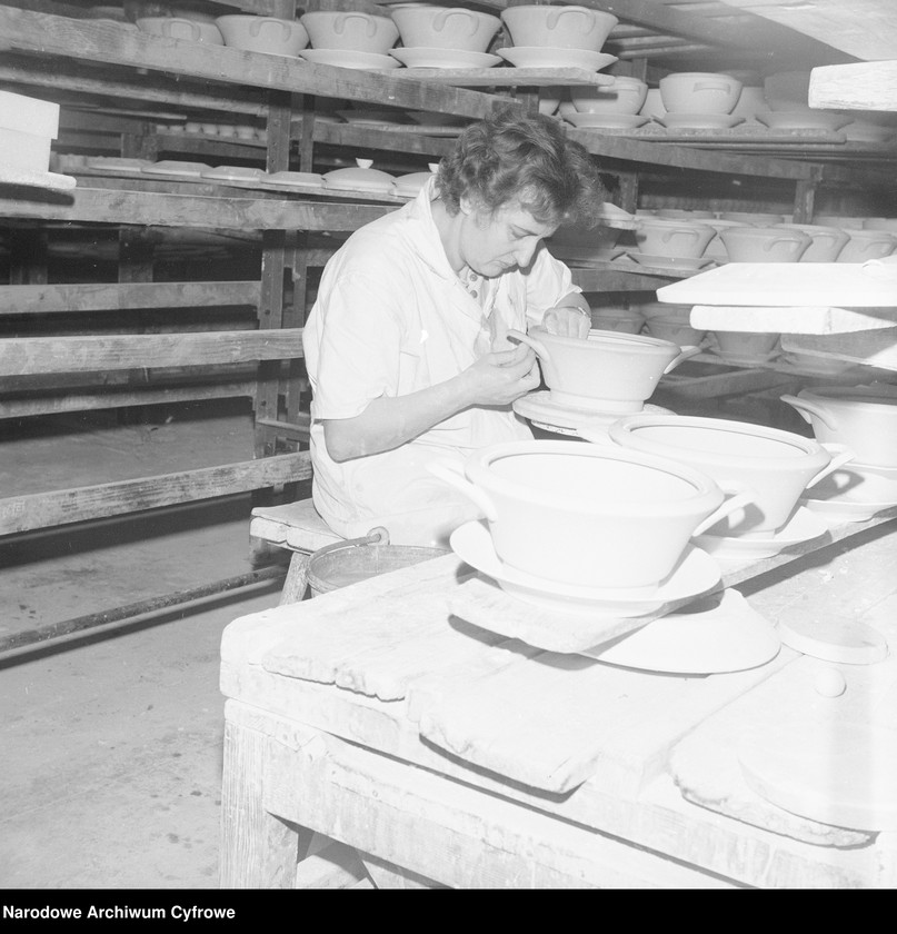 Obraz 14 z kolekcji "Fabryki i zakłady pracy w PRL111"