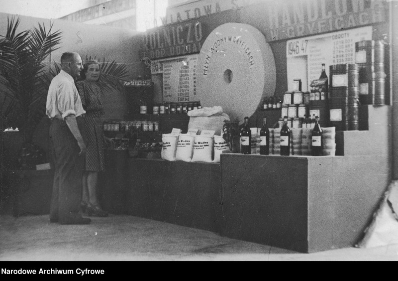 image.from.unit.number "Wystawa Dorobku Gospodarczego Wybrzeża w Szczecinie"