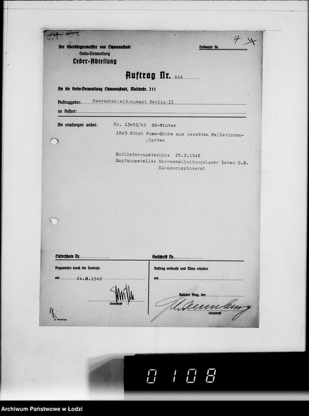 Obraz 11 z jednostki "444 Kriegsauftrag 13052/42 Winter 38 1803 St.Fusssäcke HBA Berlin II"