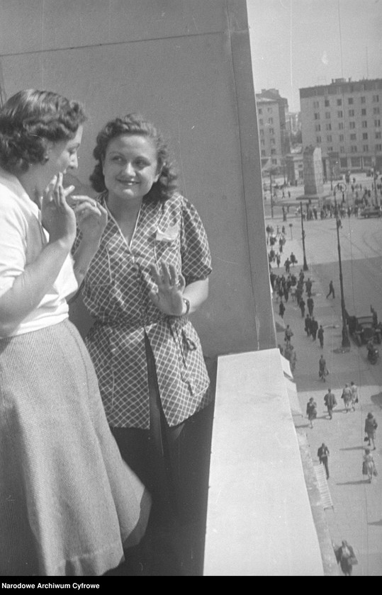 image.from.collection.number "Moda damska lata 1940111"