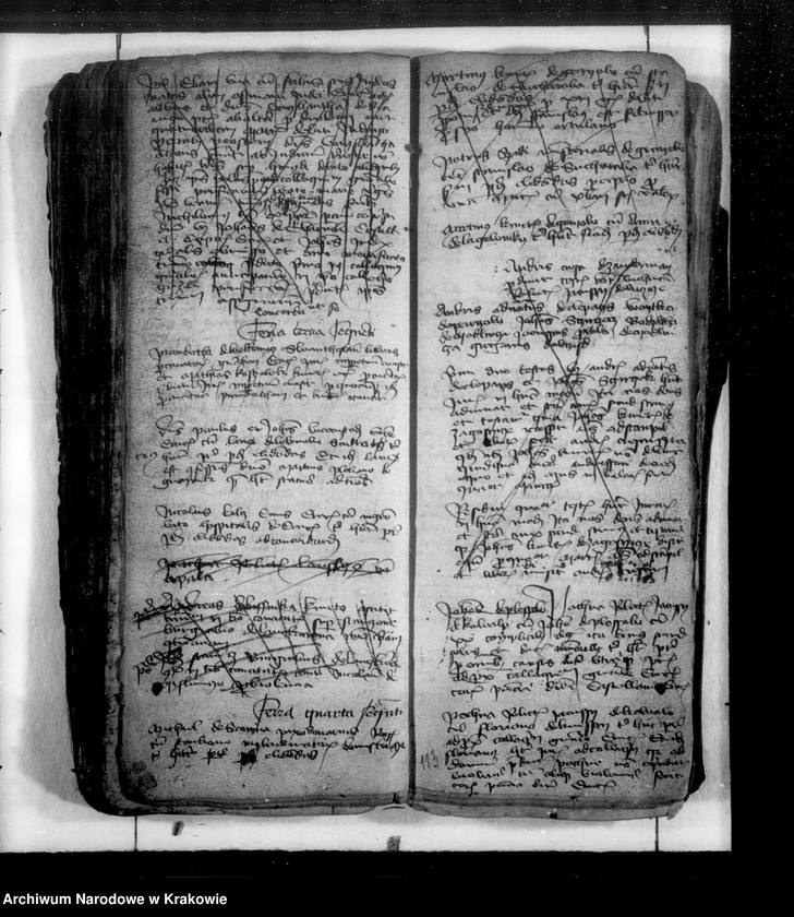 Obraz 14 z kolekcji "Wydane drukiem. Edycje źródłowe materiałów archiwalnych z zasobu ANK. cz. 2; Acta castrensia (inducta) 1407 - 1409111"