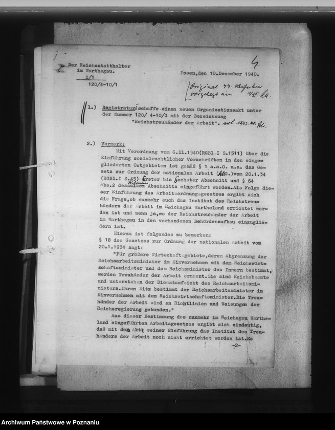 Obraz 9 z jednostki "Aufbau und Zuständigkeit der verschiedenen Verwaltungszweige. Reichstreuhänder der Arbeit"