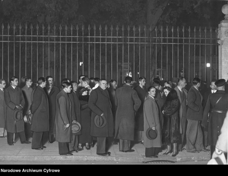 image.from.unit.number "Uroczystości pogrzebowe marszałka Polski Józefa Piłsudskiego w Warszawie"