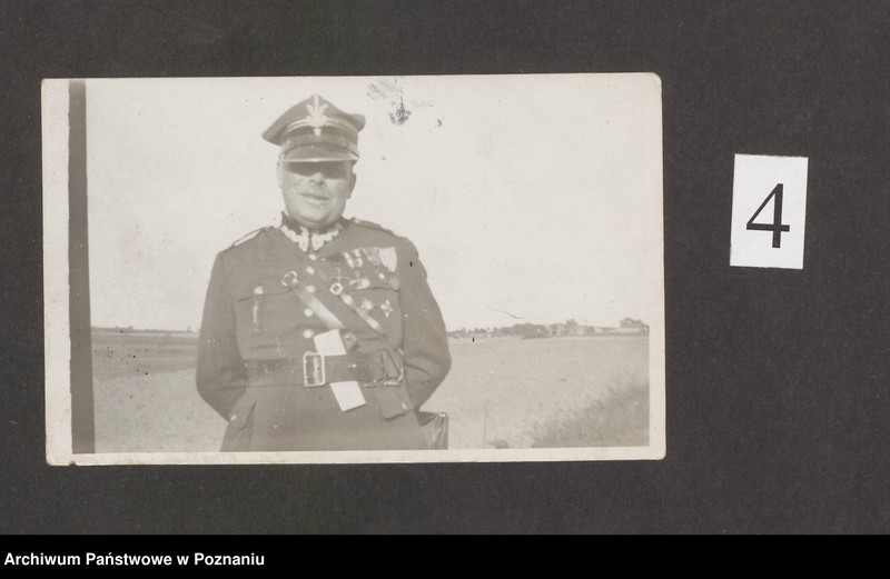 Obraz 7 z jednostki "Fotografie z ćwiczeń Przysposobienia Wojskowego z udziałem Tadeusza Goetzendorf-Grabowskiego"