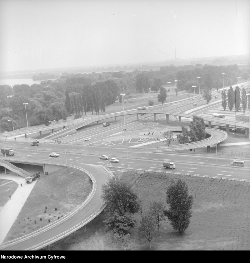 image.from.unit.number "Trasa Łazienkowska w Warszawie"