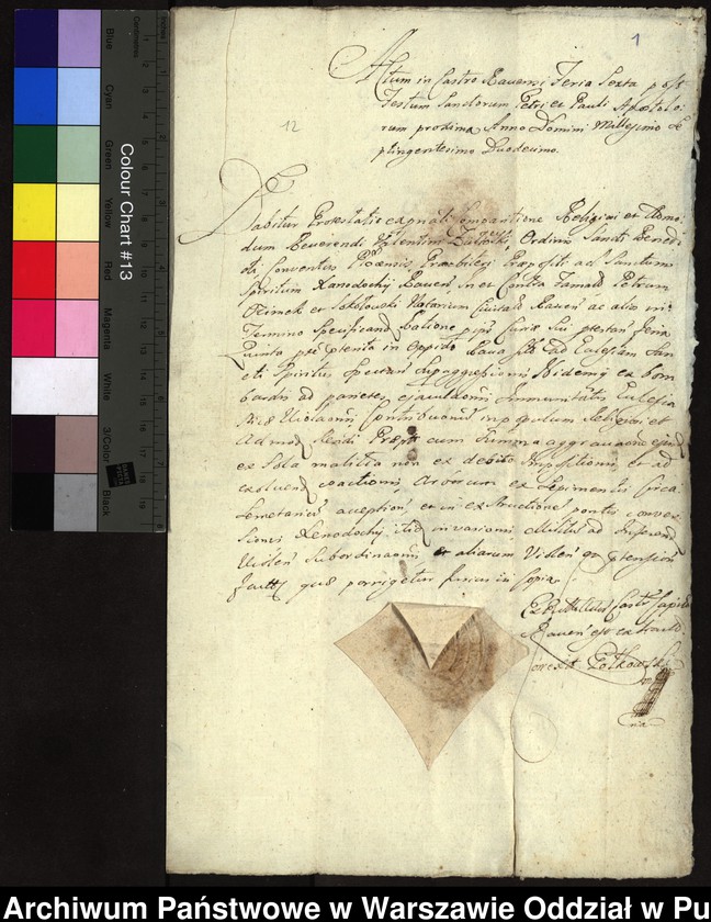 image.from.unit.number "Ekstrakty z ks. gr. rawskich wizji szkód i protestacji z 1712 roku prezbitera konwentu, prepozyta Św. Ducha w Rawie Walentego Michała Żółtowskiego przeciw Piotrowi Ozimkowi, Sokołowskiemu pisarzowi miejskiemu i innym mieszczanom, oskarżonym o napad na dwór należący do prepozytury w Rawie i ostrzelanie go z bombard"