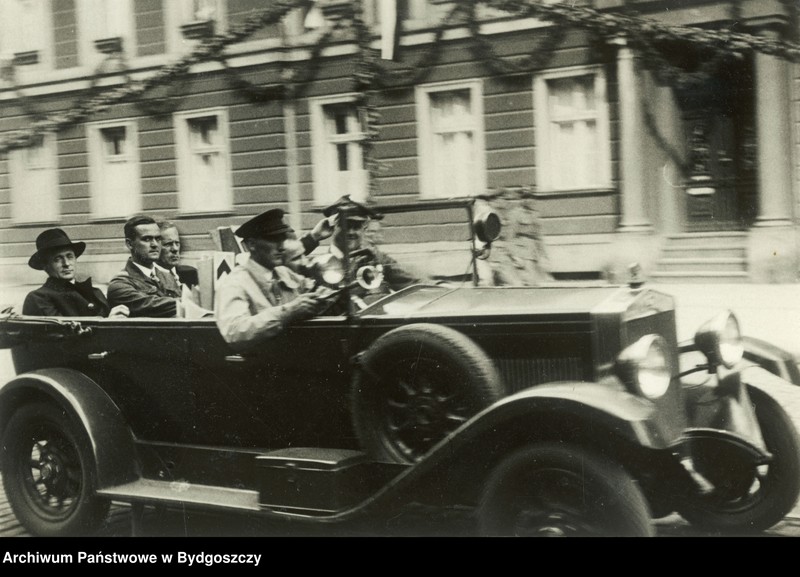 image.from.unit.number "Katolickie Stowarzyszenie Młodzieży Męskiej obwód bydgoski (album)"