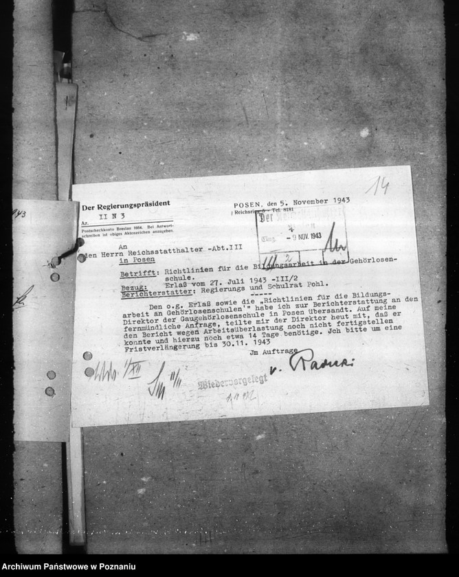 Obraz 20 z jednostki "Blinden- und Gehörlosen- Unterricht. Hilfsschulen. Hebammenvorschule"