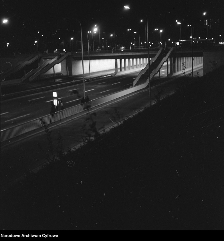 image.from.unit.number "Trasa Łazienkowska w Warszawie"