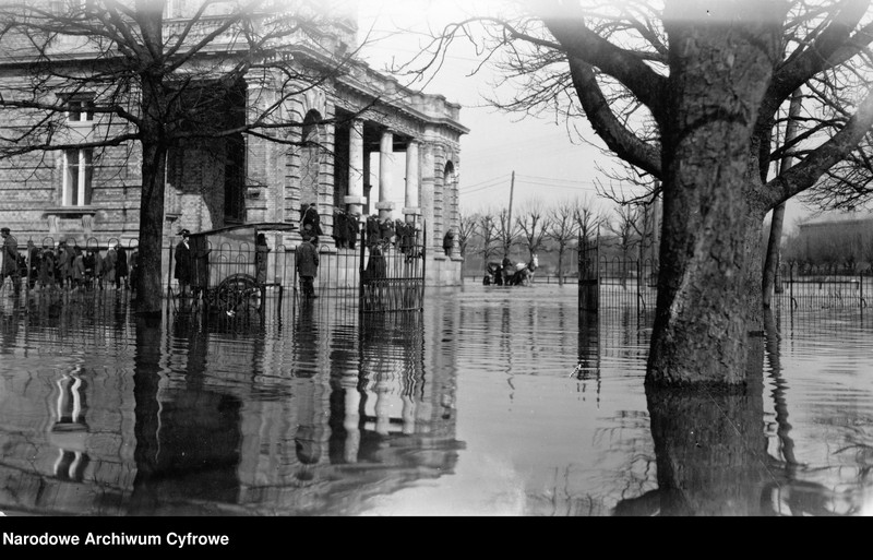 image.from.unit.number "Powódź w Wilnie"