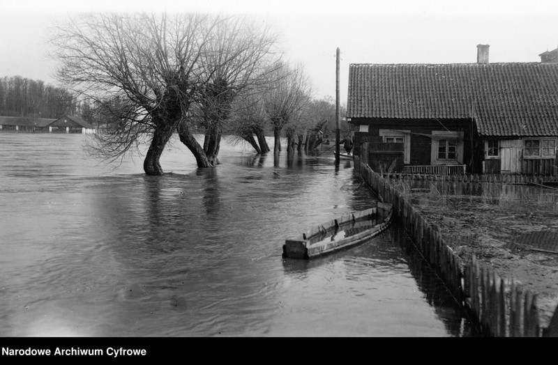 image.from.unit.number "Powódź w Wilnie"