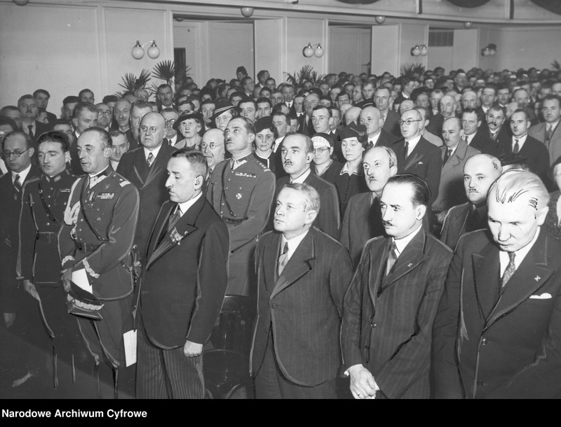 image.from.unit.number "Wiec manifestacyjny Związku Polaków Zaolzańskich"