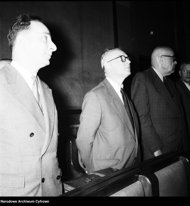 image.from.unit.number "Pierwsza sesja Sejmu II kadencji "