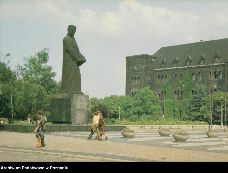 Obraz 1 z jednostki "Poznań - pomnik Adama Mickiewicza"