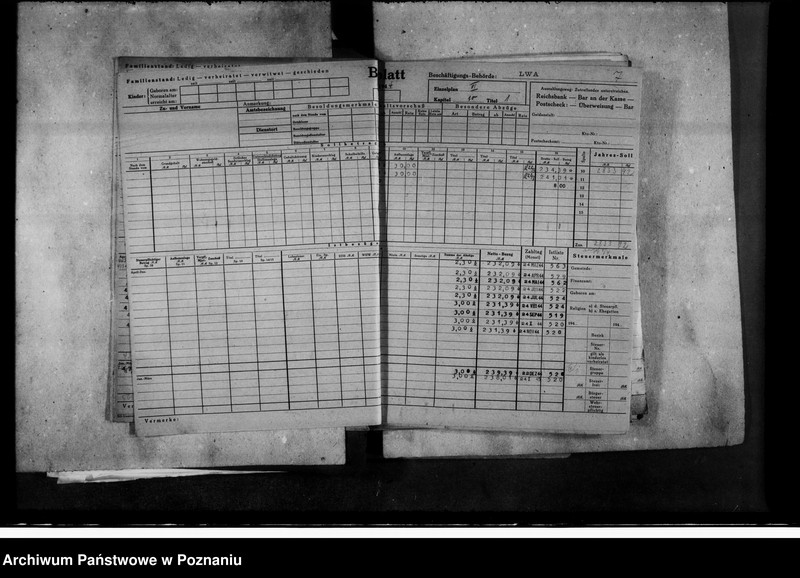Obraz 10 z jednostki "Bewerbungen um Anstellung (oraz karty wynagrodzeń, m.in. Landratów)"