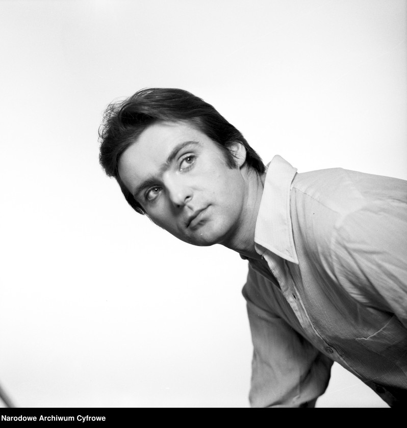 image.from.unit.number "Janusz Smoliński, tancerz"