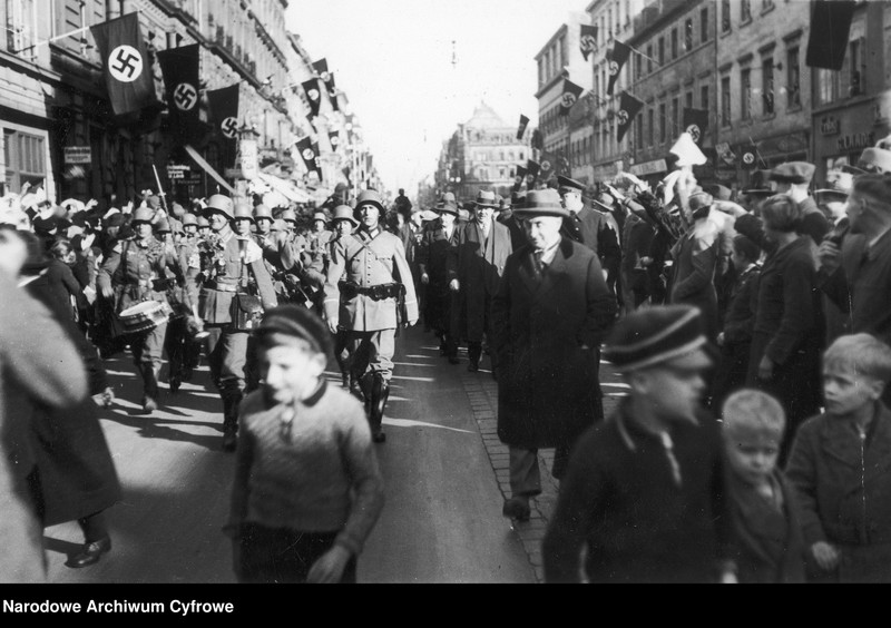 image.from.unit.number "Remilitaryzacja Nadrenii"