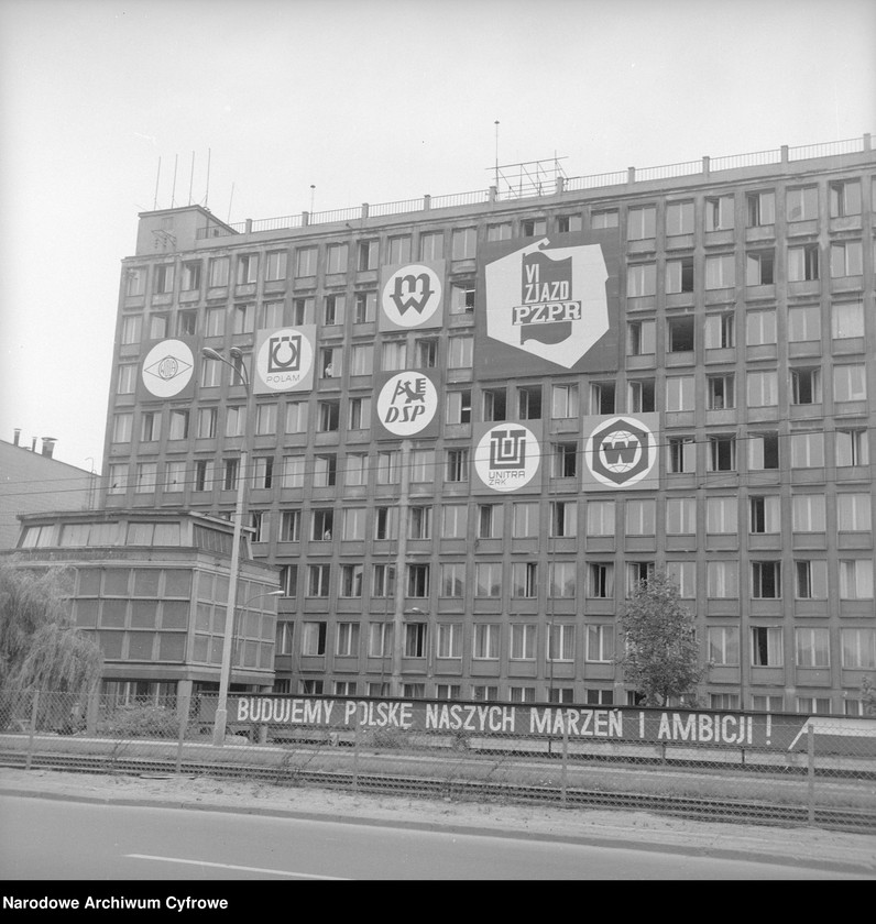 image.from.unit.number "Dekoracje na VI Zjazd PZPR w Warszawie"