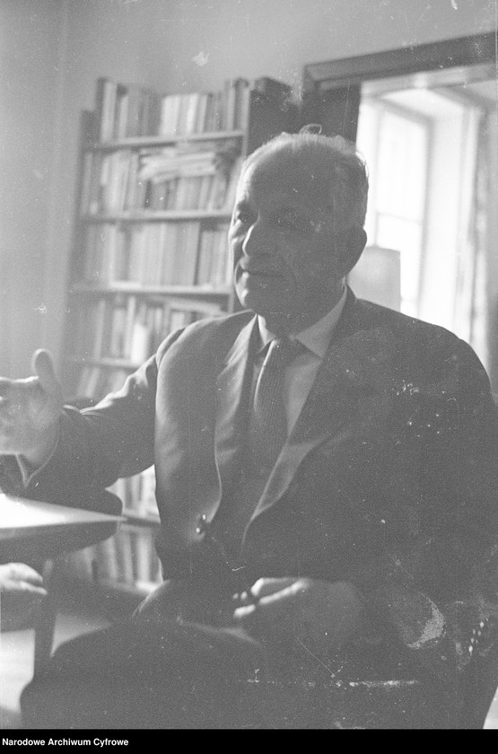 image.from.unit.number "Teodor Parnicki"