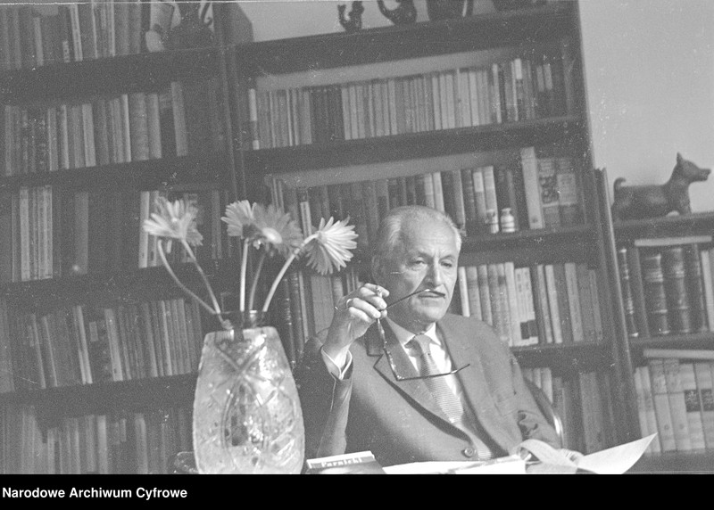 image.from.unit.number "Teodor Parnicki"