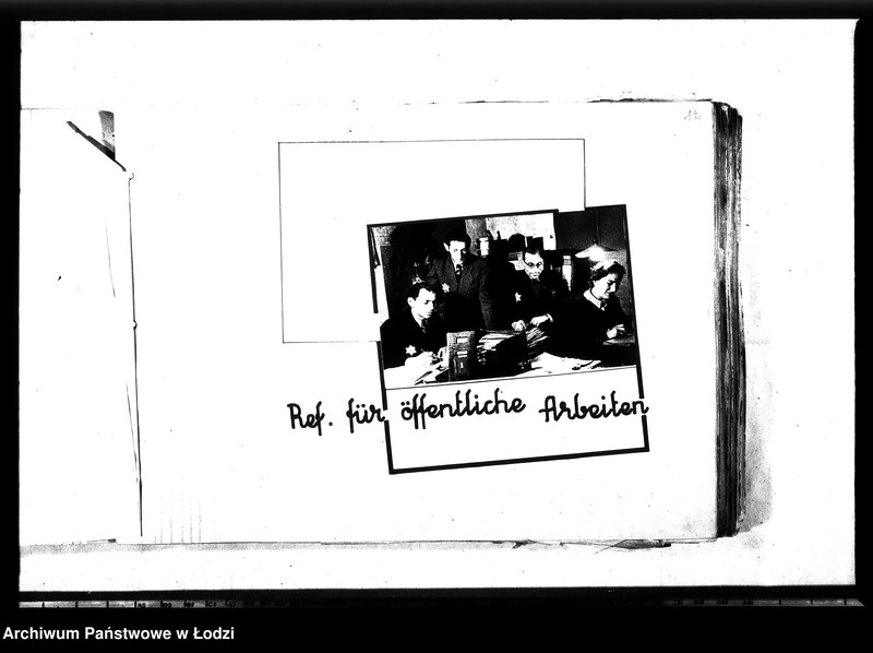 Obraz 16 z jednostki "[Album Arbeisamtu - Wydziału Pracy. Pracownicy wydziałów, graficzne przedstawienie schematu organizacji, używane druki, objaśnienia historyczne, rozbiórki domów]"