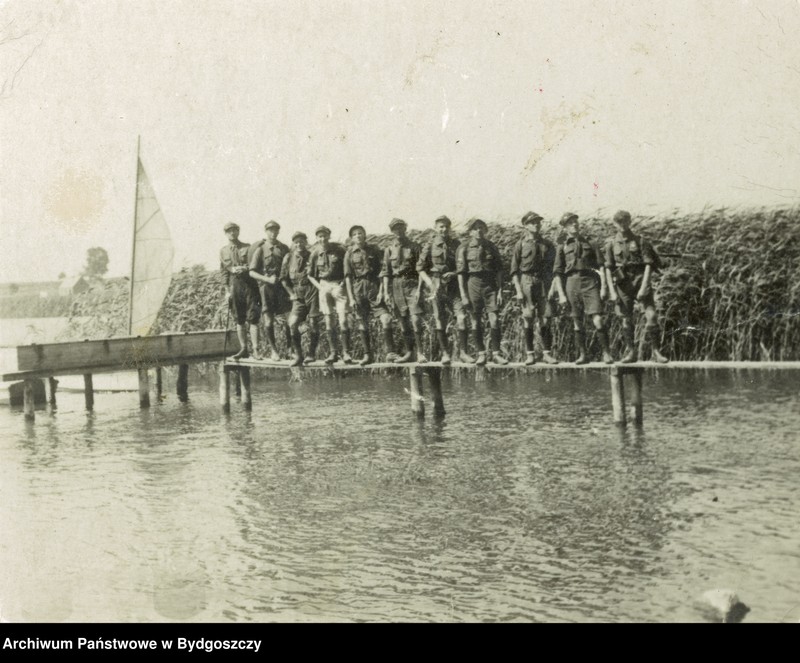 image.from.unit.number "7 Żeglarska Drużyna Harcerska w Bydgoszczy - album fotograficzny"