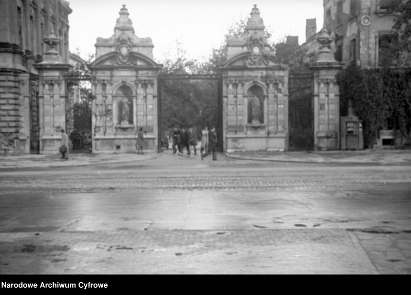 Obraz 12 z jednostki "Odbudowa Warszawy. Migawki z Warszawy"