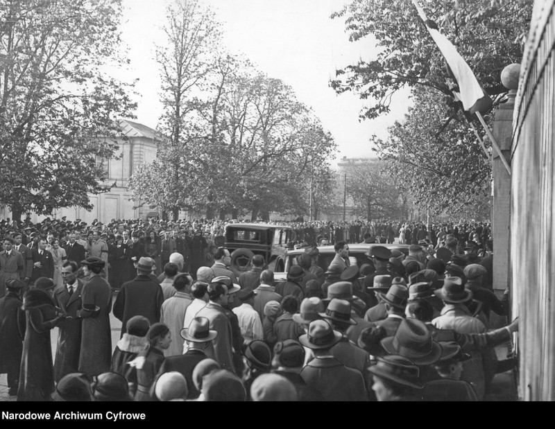 image.from.unit.number "Uroczystości pogrzebowe marszałka Polski Józefa Piłsudskiego w Warszawie"