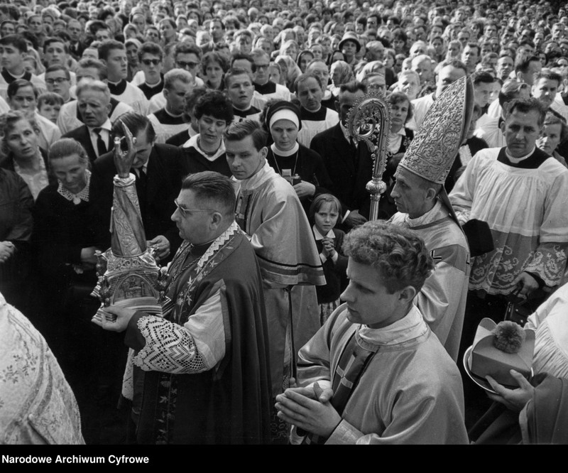 image.from.unit.number "Obchody Tysiąclecia Chrztu Polski we Wrocławiu i Trzebnicy"