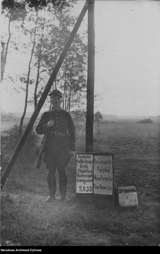 image.from.unit.number "Słup graniczny w powiecie rawickim na granicy polsko-niemieckiej (Poznańskie)"