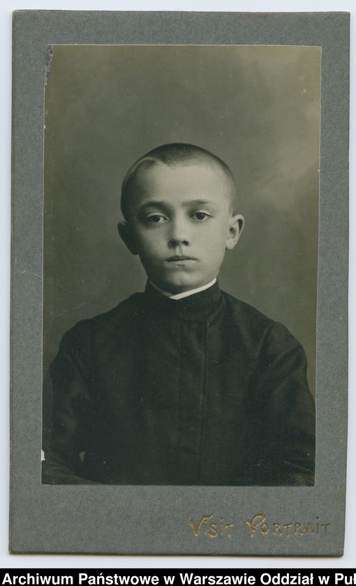 Obraz 39 z kolekcji "Chłopcy w niebieskich mundurkach... - uczniowie pułtuskiego Gimnazjum z okresu I wojny światowej"