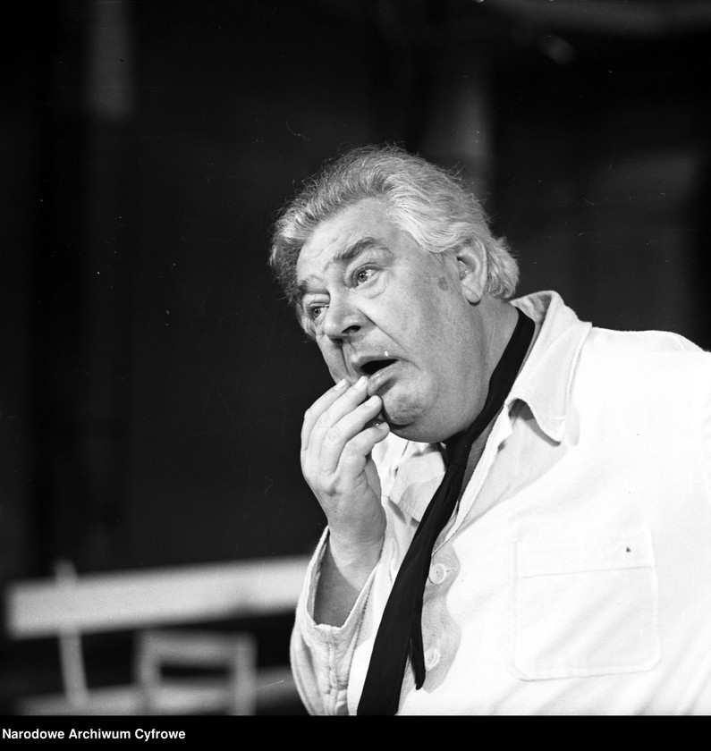 image.from.unit.number "Warszawa. Teatr Nowy - sztuka "Senat szaleńców""