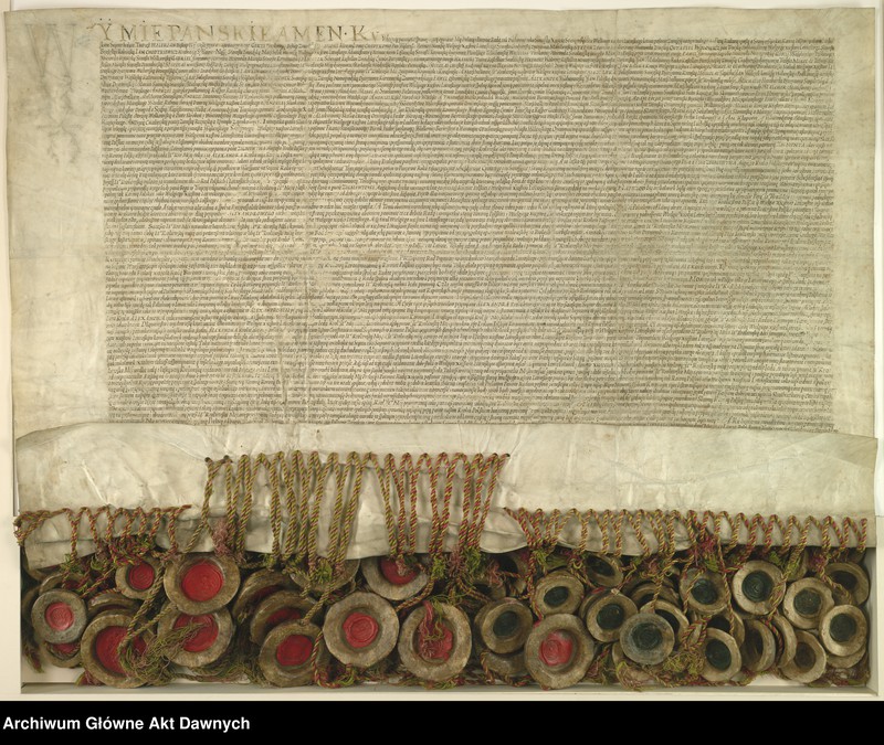 image.from.unit.number "Panowie rady i posłowie ziemscy Wielkiego Księstwa Litewskiego odnawiają unię z Koroną Polską. Unia lubelska."