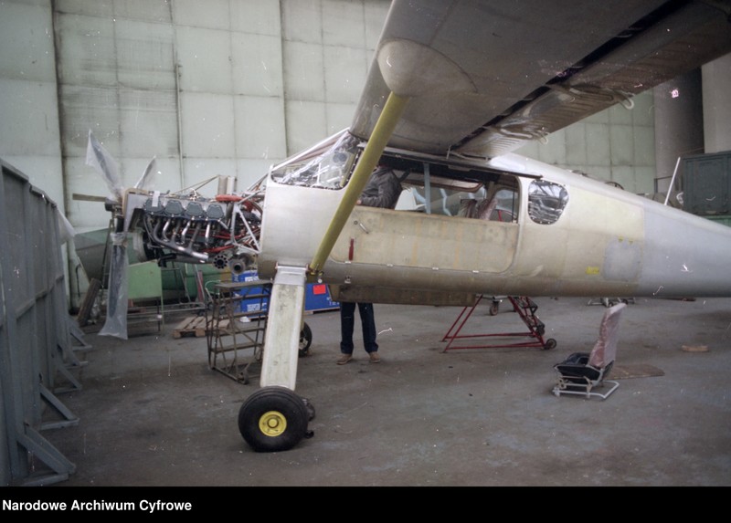 image.from.unit.number "Wytwórnia Sprzętu Komunikacyjnego nr 4 "Okęcie" (PZL-Okęcie) w Warszawie"