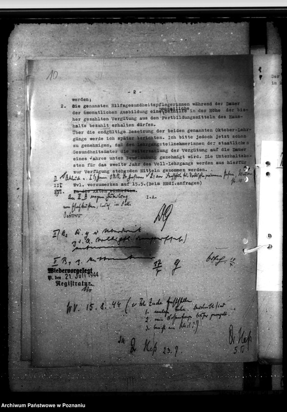 Obraz 14 z jednostki "III. Vollehrgang zur Ausbildung von Volkspflegerinnen - Beginn 17.10.1944"