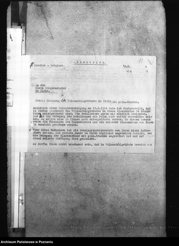 Obraz 15 z jednostki "Przeznaczenie szkół na cele wojenne"