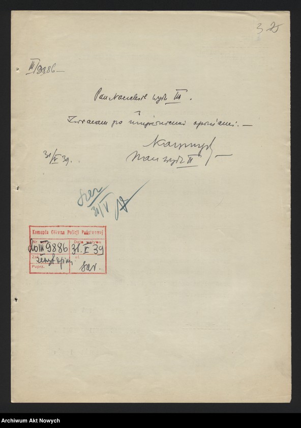 image.from.unit.number "Szeregowi Policji Państwowej zatrudnionych w Wydziale III Komendy Głównej Policji Państwowej, cz. II. Opinie."