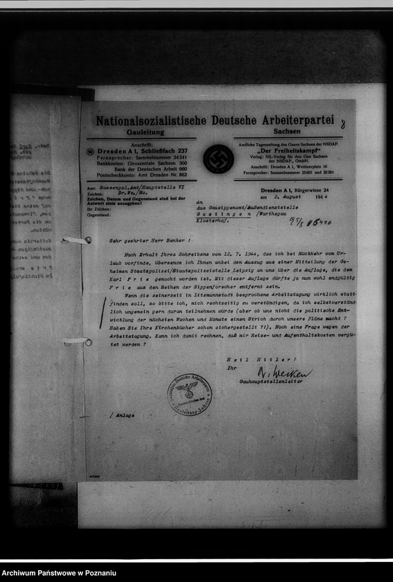 image.from.unit.number "Karl Heinz Frie`Gade - Leipzig [Lipsk]. [Korespondencja w sprawie nielegalnego uprawiania badań genealogicznych i prowadzenia poszukiwań antykwarycznych przez Frie`Gade, kilkakrotnie już karanego więzieniem]"