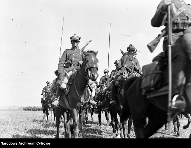 Obraz 10 z jednostki "Święto Kawalerii w Krakowie z okazji 250 rocznicy Odsieczy Wiedeńskiej "