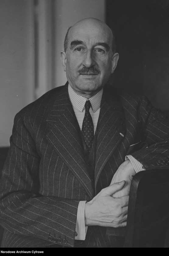 image.from.unit.number "Podroso y Madan Luis del"