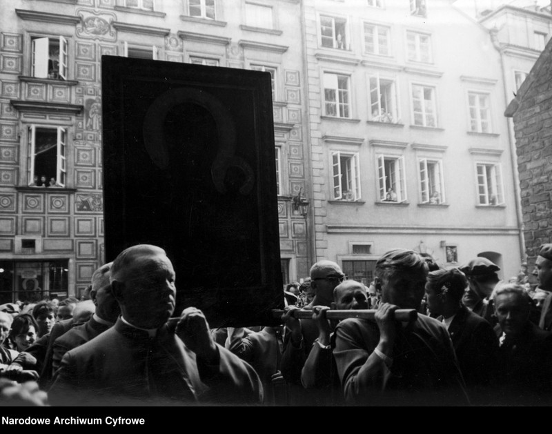 image.from.unit.number "Obchody Tysiąclecia Chrztu Polski w Warszawie"