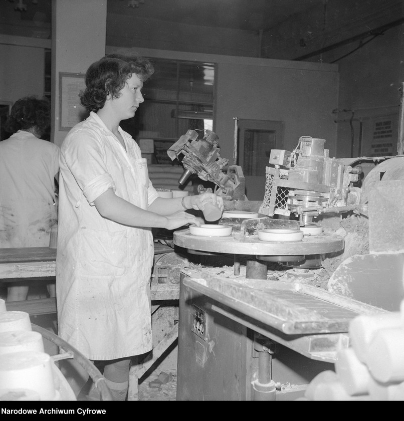 image.from.unit.number "Zakłady Porcelitu Stołowego w Pruszkowie"