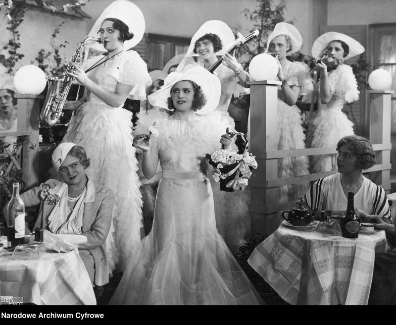 image.from.unit.number "Film "Parada rezerwistów""