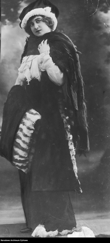 image.from.unit.number "Stroje historyczne z końca XIX wieku"