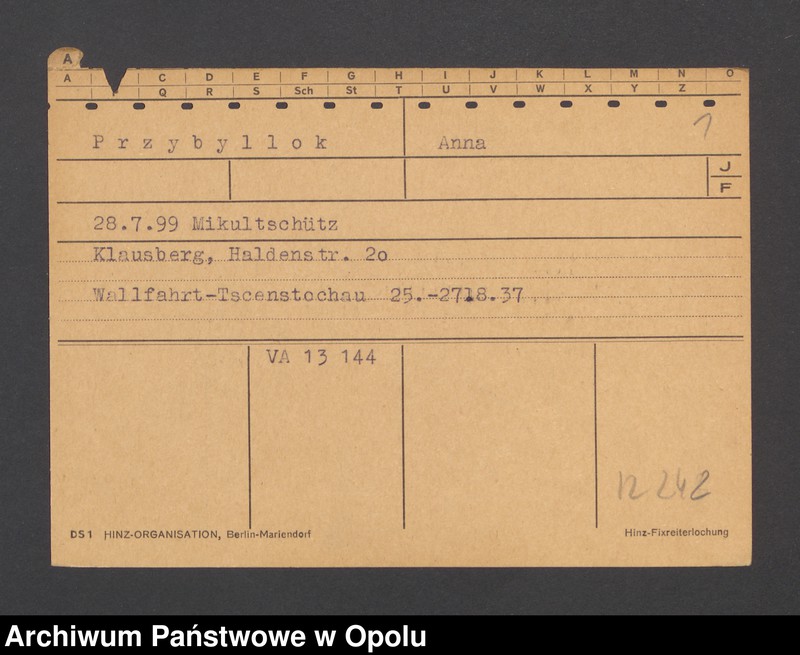 Obraz 3 z jednostki "[Przybyllok Anna, ur. 28.07.1899 Mikultschütz]"