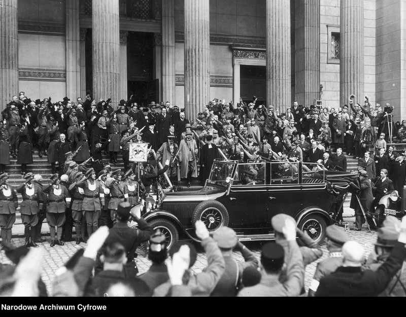 image.from.unit.number "Uroczyste posiedzenie Reichstagu w kościele garnizonowym w Poczdamie"